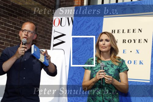 Amsterdam 7 juni 2018
Presentatie nieuwe boek Heleen v Royen in het college Hotel. Heleen met uitgever