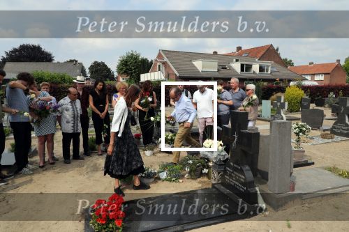Sint Michielsgestel , 9 Juni 2018
Herdenking 1 jaar obverlijden Sandra Reemer
frenk.reemer@hex40.com