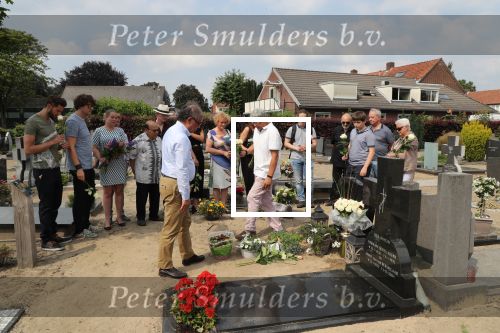 Sint Michielsgestel , 9 Juni 2018
Herdenking 1 jaar obverlijden Sandra Reemer
frenk.reemer@hex40.com