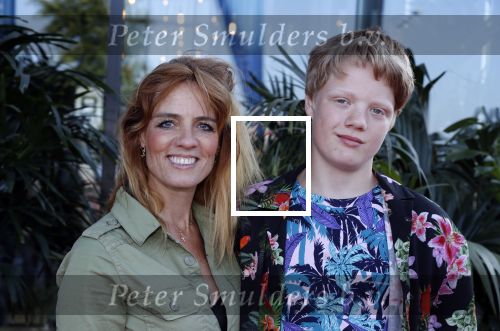 Amsterdam 5 juni 2018
Premiere Jurassic world in het amsterdam theater. ilse Warringa met zoon