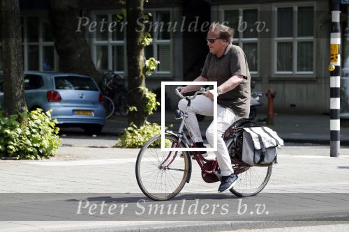 Amsterdam 11 mei 2018 
Ivo Niehe op zijn (dames)fiets