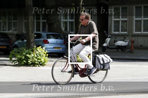 Amsterdam 11 mei 2018 
Ivo Niehe op zijn (dames)fiets