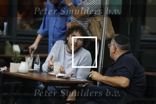 Amsterdam 31 mei 2018
Javier Guzman op terras met â€¦..