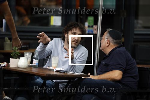 Amsterdam 31 mei 2018
Javier Guzman op terras met â€¦..