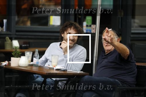 Amsterdam 31 mei 2018
Javier Guzman op terras met â€¦..