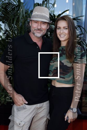 Amsterdam 5 juni 2018
Premiere Jurassic world in het amsterdam theater. Jeroen Nieuwenhuizen met vriendin