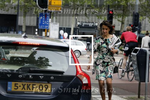 Amsterdam / Loosdrecht 12 mei 2018
Jeroen Pauw en zijn vriendin Zoe doen boodschappen in Amsterdam waarna ze naar hun boot in Loosdrecht rijden.