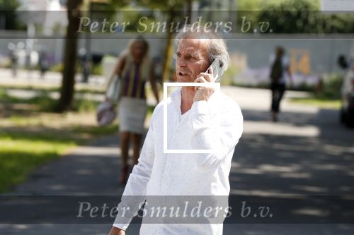 Amsterdam 28 mei 2018
Rechtszaak Patricia Paay tegen Geen Stijl en Eendevanger. Patricia kwam met haar man Robbert Hinfelaar naar de rechtbank in Amsterdam. Johan Vlemmix was ook aanwezig.