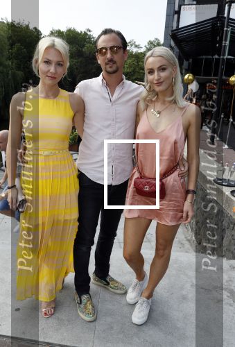 Amsterdam 7 juni 2018
Talkies terras award bij sushisamba in Amsterdam. Joseph Klibansky met vriendin en zus