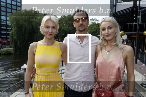Amsterdam 7 juni 2018
Talkies terras award bij sushisamba in Amsterdam. Joseph Klibansky met vriendin en zus
