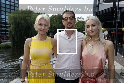 Amsterdam 7 juni 2018
Talkies terras award bij sushisamba in Amsterdam. Joseph Klibansky met vriendin en zus