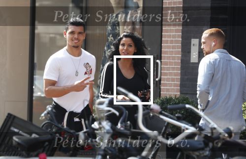 Amsterdam 23 mei 2018
Voetballer van het Nederlands elftal Karim Rekik met zijn vriendin presentatrice Dounia Rijkschroeff op de pc hooftstraat.