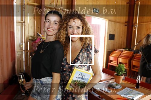 Amsterdam 31 mei 2018
Boekpresentatie Katja Schuurman â€œKatja was Hierâ€ Katja met zus Birgit
