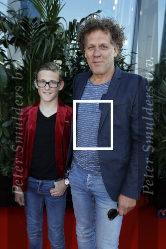 Amsterdam 5 juni 2018
Premiere Jurassic world in het amsterdam theater. Kees v d Spek met zoon