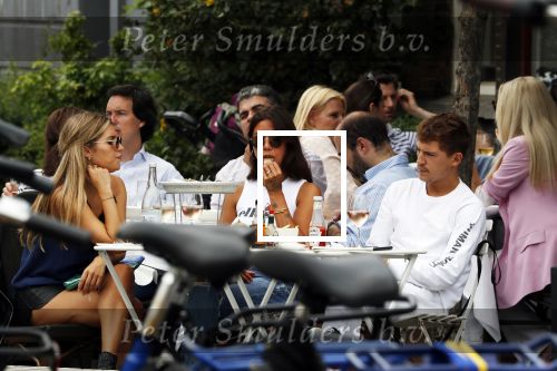 Amsterdam 9 juni 2018
Lil Kleine op terras met zijn vriendin Jaimy Vaes.