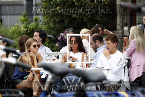 Amsterdam 9 juni 2018
Lil Kleine op terras met zijn vriendin Jaimy Vaes.