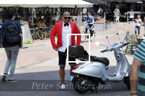 Amsterdam 7 juni 2018
Maik de Boer met zijn vespa scooter.
