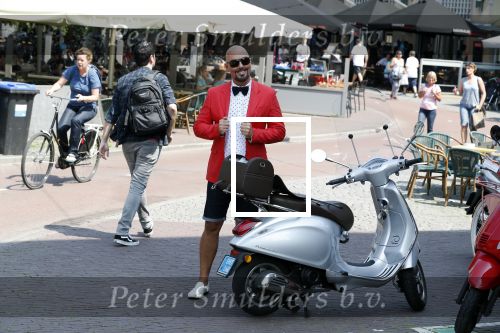 Amsterdam 7 juni 2018
Maik de Boer met zijn vespa scooter.