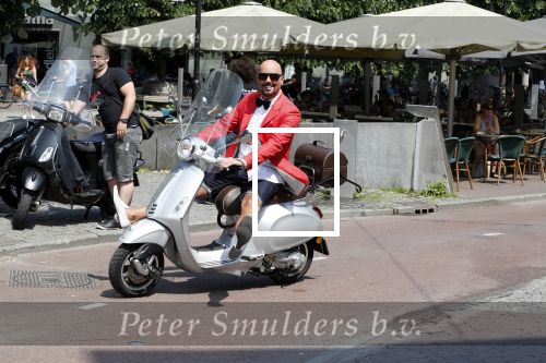 Amsterdam 7 juni 2018
Maik de Boer met zijn vespa scooter.