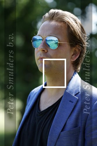 Eemnes 28 mei 2018
Golfwedstrijd ten bate van Warchild met oa Victor Reinier Toine v Peperstraten Mariska v Kolck en Frits Sissing. Kunstenaar Pim Smit maakt samen met victor Reinier een schilderij . Matthijs Albers