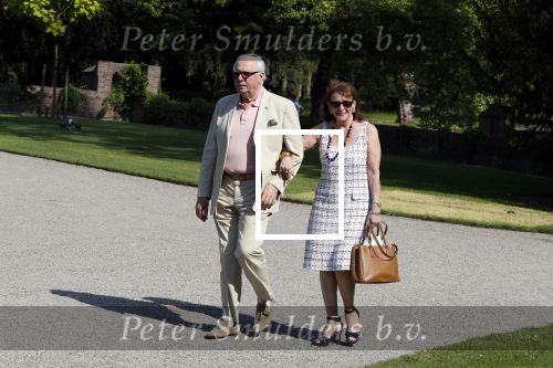 Haarzuilens 6 juni 2018
Opening expositie in kasteel de haar met oa Rene Mioch Annewil Blankers Renee Soutendijk en Willeke v Ammelrooij. Matthijs v Heijningen met vrouw
