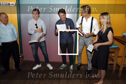 Zandvoort 1 juni 2017 
Boekpresentatie Peter Romer en zijn vrouw Anette Hock in standtent Rapa Nui . Hun kinderen waaronder Thijs en Nienke kregen het eerste boek. Nienke met dochter