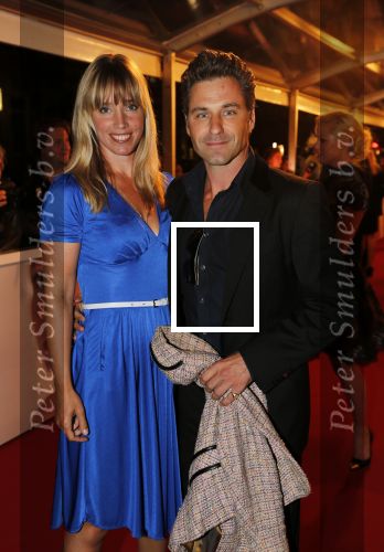 Amsterdam 3 september 2012
Premiere de verbouwing in het nieuwe de la mar theater. Nienke Romer met man 
Peter Smulders bv