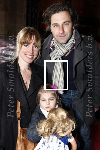 Amsterdam 13 april 2008
Premiere Winx club in Tuschinski. Nienke Romer met dochter en man Freek Brom
Peter Smulders bv