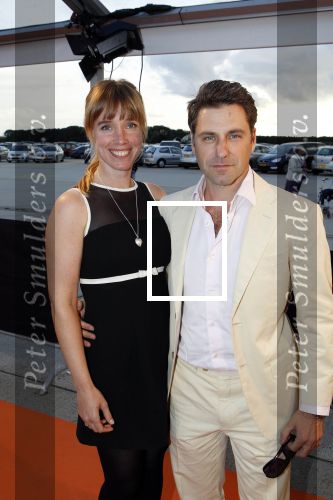 Valkenburg 31 augustus 2011
Premiere Soldaat van Oranje op vliegbasis Valkenburg. Frederik Brom en Nienke Romer
Peter Smulders bv