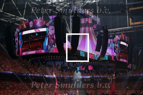 Amsterdam 26 mei 2018
Toppers in de Johan Cruijff arena met Jan Smit Gerard Joling Jeroen v d Boom en Rene Froger. Noi Pakon helemaal links