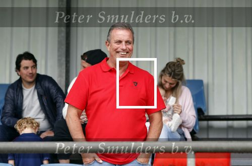 Beverwijk, 2 Juni 2018
Jaarlijks terugkerend voetbaltoernooi Rafael v d Vaart.
Opa v d Vaart Vader Rafel v d Vaart