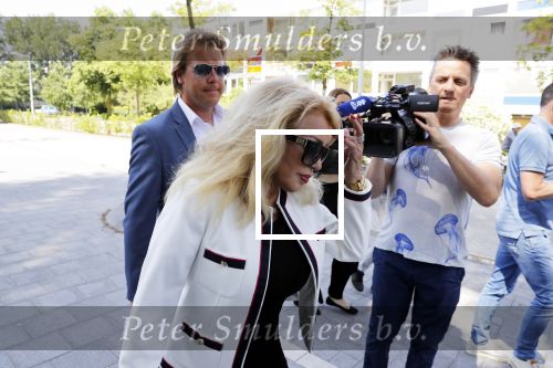 Amsterdam 28 mei 2018
Rechtszaak Patricia Paay tegen Eendevanger en Geen Stijl.nl in rechtbank van Amsterdam. Patricia kwam met haar man Robbert Hinfelaar.