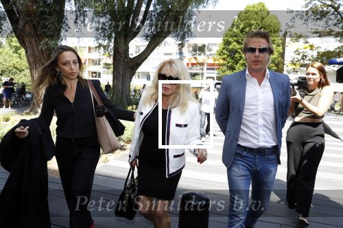 Amsterdam 28 mei 2018
Rechtszaak Patricia Paay tegen Eendevanger en Geen Stijl.nl in rechtbank van Amsterdam. Patricia kwam met haar man Robbert Hinfelaar.