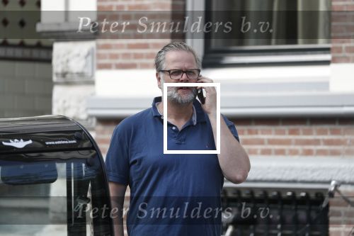 Amsterdam 25 mei 2018
Patrick Stoof bellend op straat.