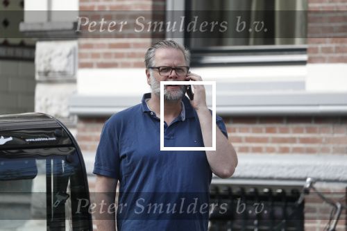 Amsterdam 25 mei 2018
Patrick Stoof bellend op straat.