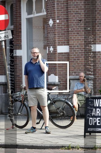 Amsterdam 25 mei 2018
Patrick Stoof bellend op straat.