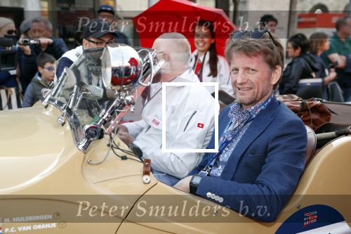Brescia 15 mei 2018
Prins Pieter Christiaan doe mee met de Mille Miglia. Hij rijdt samen met de hr Hulsbergen