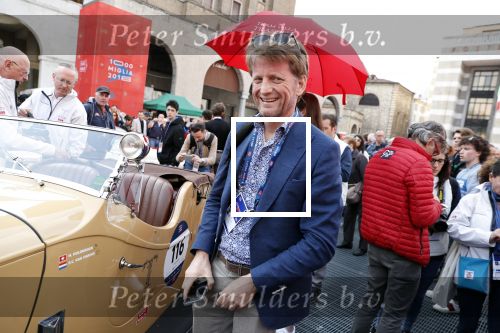 Brescia 15 mei 2018
Prins Pieter Christiaan doe mee met de Mille Miglia. Hij rijdt samen met de hr Hulsbergen