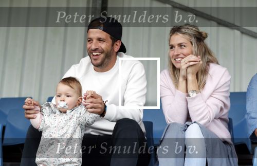 Beverwijk, 2 Juni 2018
Jaarlijks terugkerend voetbaltoernooi Rafael v d Vaart.
Beverwijk, 2 Juni 2018
Jaarlijks terugkerend voetbaltoernooi Rafael v d Vaart.
Rafael v d Vaart, Estavana Polman en Jesslynn v d Vaart
