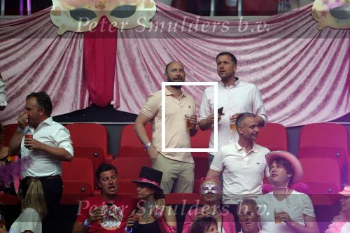 Amsterdam 26 mei 2018
Toppers in de Johan Cruijff arena met Jan Smit Gerard Joling Jeroen v d Boom en Rene Froger. Ramon Mesman met een kennis
