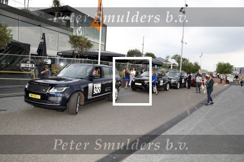 Amsterdam 24 mei 2018
FHM 500 uitreiking in de Adam Toren. range Rover