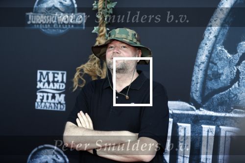 Amsterdam 5 juni 2018
Premiere Jurassic world in het amsterdam theater. Raymond v Barneveld met een kennis