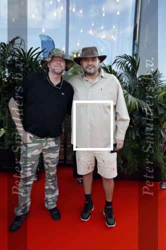 Amsterdam 5 juni 2018
Premiere Jurassic world in het amsterdam theater. Raymond v Barneveld met een kennis
