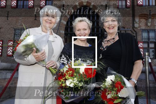 Haarzuilens 6 juni 2018
Opening expositie in kasteel de haar met oa Rene Mioch Annewil Blankers Renee Soutendijk en Willeke v Ammelrooij.
