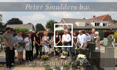 Sint Michielsgestel, 9 Juni 2018
Begraafplaats waar Sandra Reemer een jaar geleden werd begraven.
Herdenkingsdienst