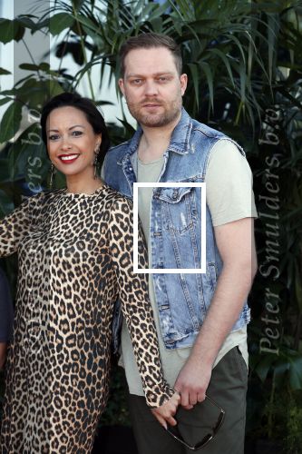 Amsterdam 5 juni 2018
Premiere Jurassic world in het amsterdam theater. Sonja Silva met man Pyke Pos en zoon