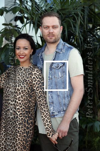Amsterdam 5 juni 2018
Premiere Jurassic world in het amsterdam theater. Sonja Silva met man Pyke Pos en zoon