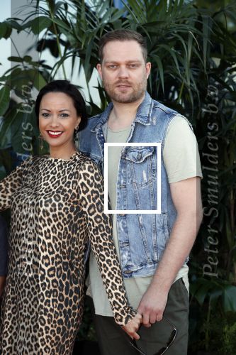 Amsterdam 5 juni 2018
Premiere Jurassic world in het amsterdam theater. Sonja Silva met man Pyke Pos en zoon