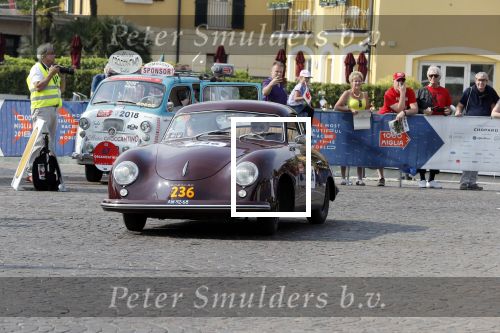 Brescia 16 mei 2018
De mille Miglia. State of art porsches