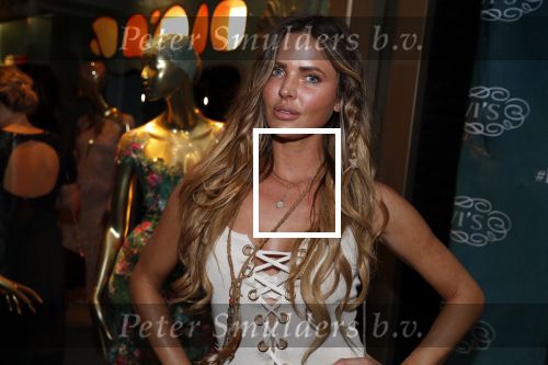 Amsterdam 29 mei 2018
Opening van de winkel Olviâ€™s op de PC Hooftstraat. Sylvia Geersen kwam met haar nieuwe vriend